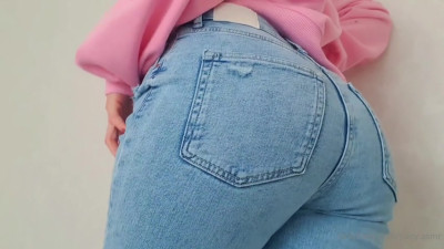 Juicy ASMR - Close Up Tracing Big Ass