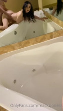 Mackzjoness - Bath Tub Fuck with Only Fan - 3 December 2020